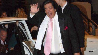 Cacho Casta�a est� internado en terapia intensiva