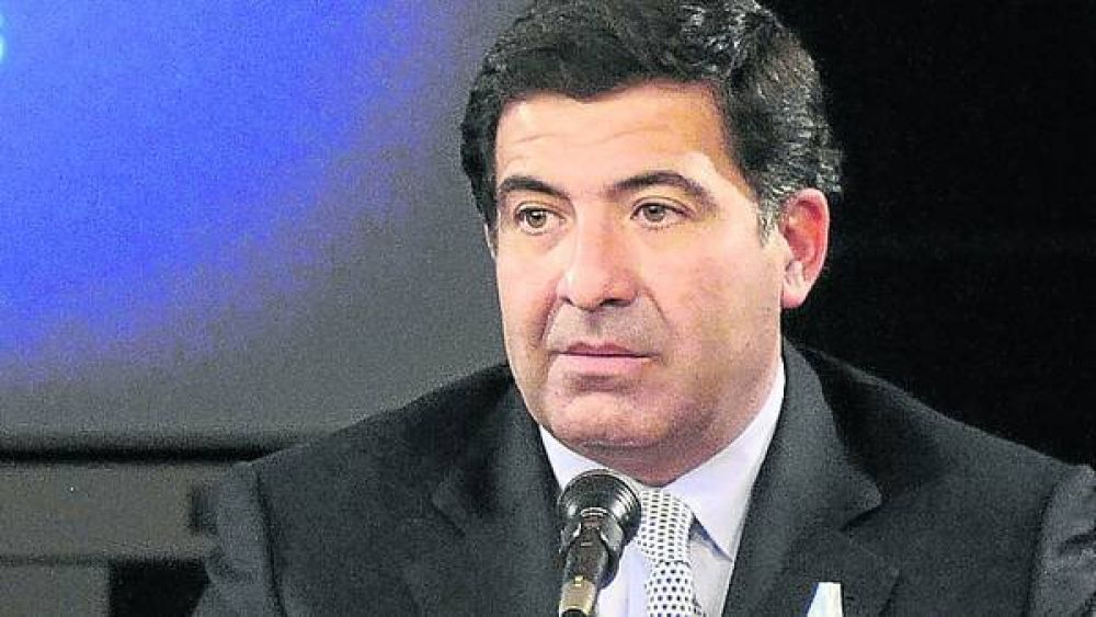 Llega el aguinaldo, pero la AFIP se puede quedar hasta con el 58%