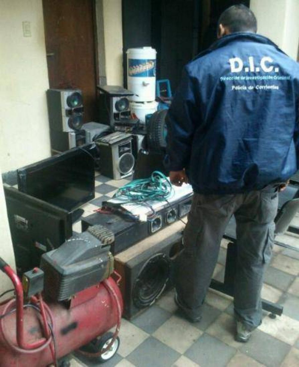 Polic�as secuestraron electrodom�sticos 