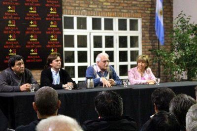 Aldo Pignanelli analiz� el futuro econ�mico junto a M�rcuri