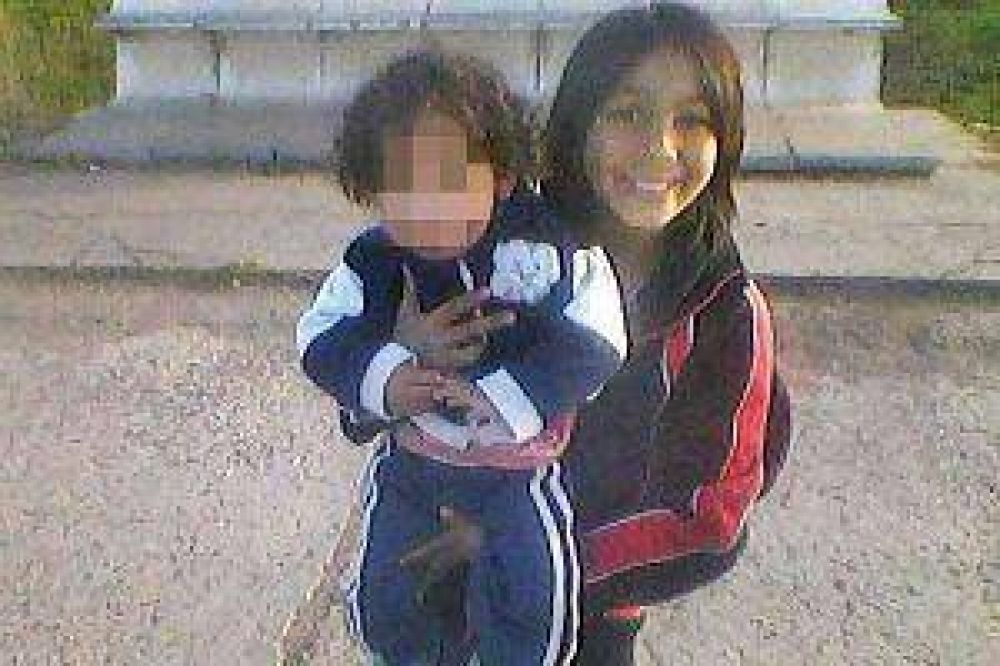 Menor mordido por una v�bora cascabel pelea por su vida