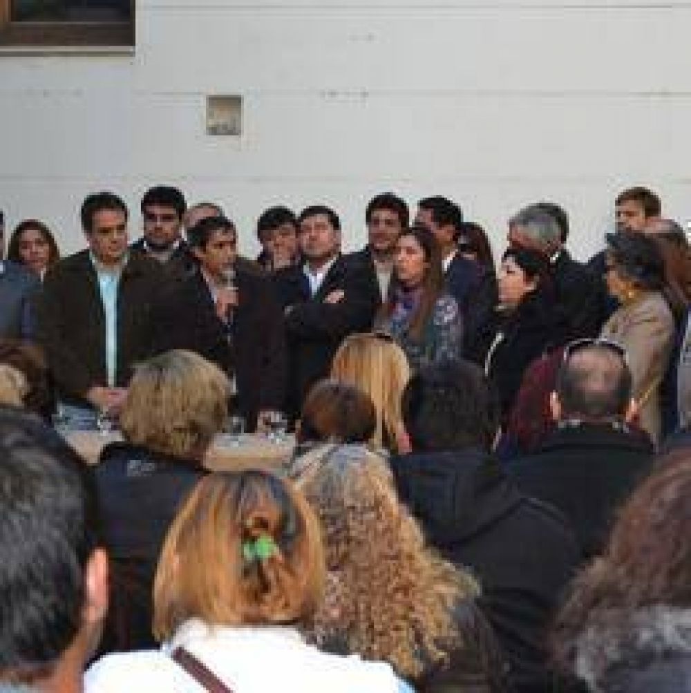 Beder pidi� por un peronismo �aggiornado� a los nuevos tiempos