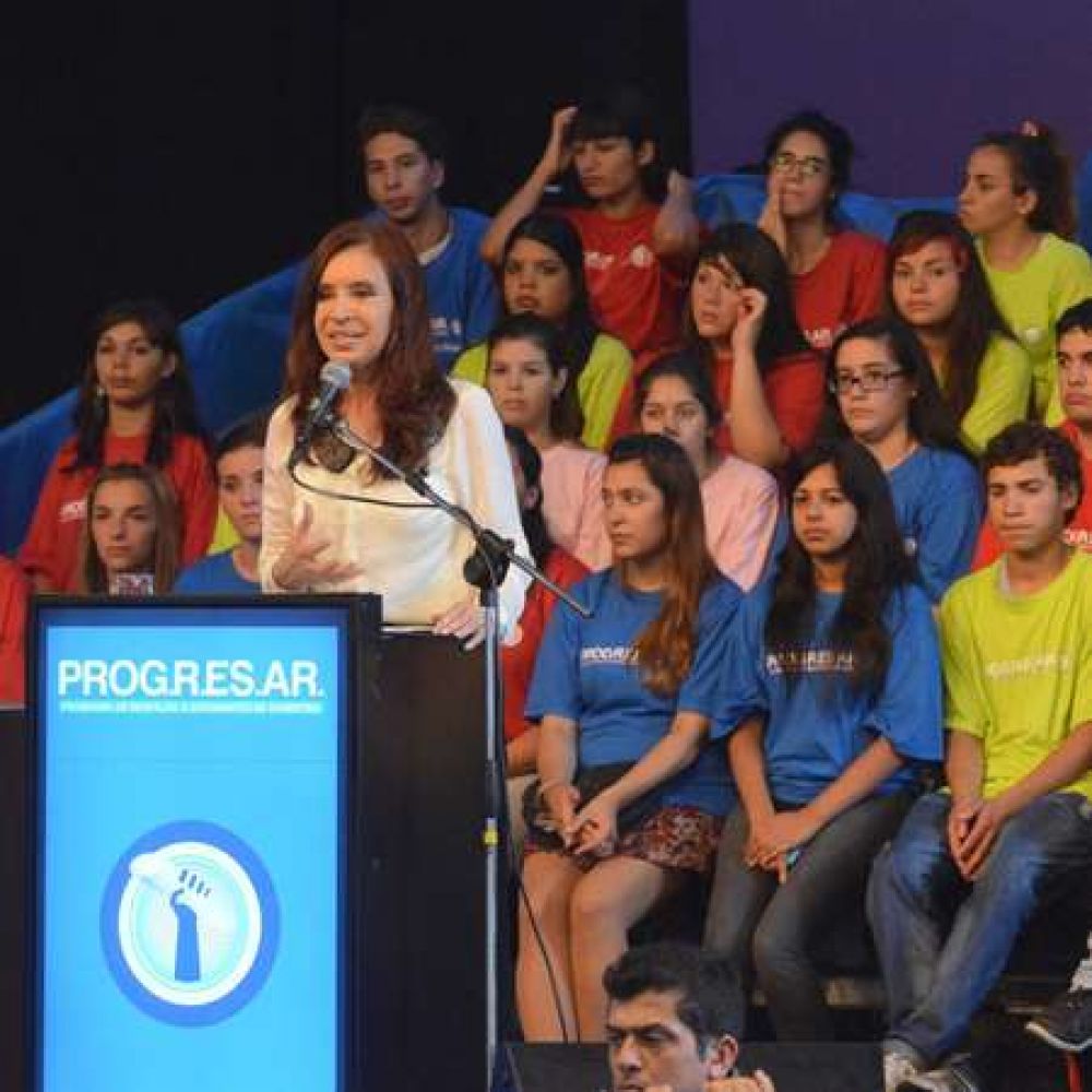 M�s de 4 mil jovenes estudiantes riojanos acceden al cobro de Progresar en Julio