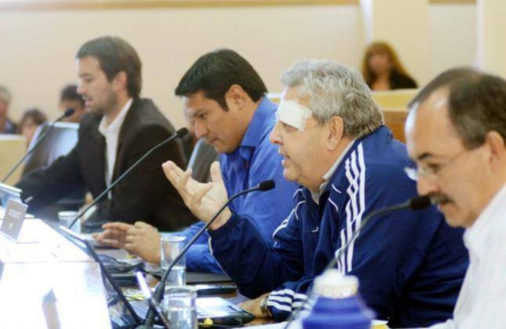 Dr. Ram�n y Leloir: la oposici�n impone condiciones