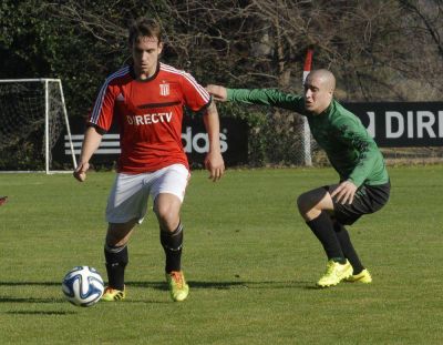 Estudiantes juega ante Racing su segundo amistoso