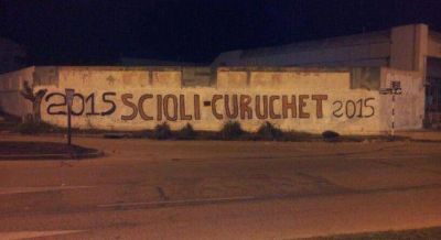 Pintadas de Curuchet enfurecieron a Pulti y desataron la interna sciolista