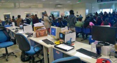 Por falta de di�logo contin�an las medidas de fuerza en ANSES 