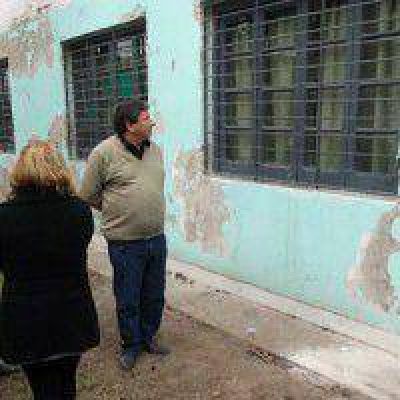 S�enz Pe�a: Acosta se comprometi� a gestionar la reparaci�n de la Escuela para Adultos N� 23