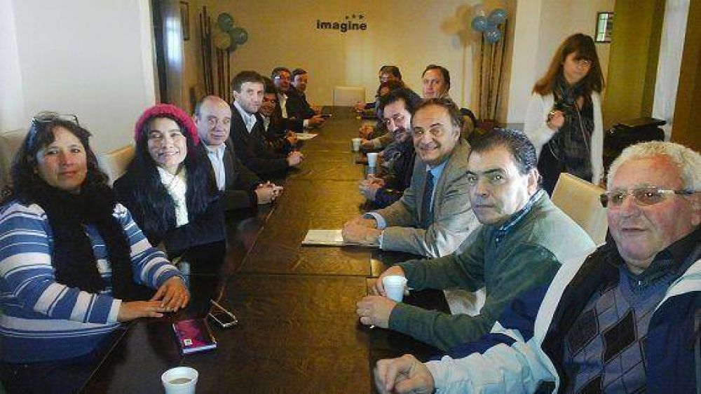 Concejales del FR Tigre contin�an con su reclamo por el R�o Lujan