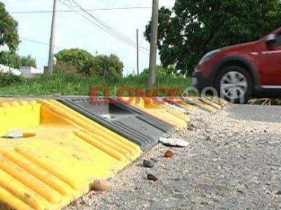 Colocar�n otros 240 reductores de velocidad en distintas calles de Paran�