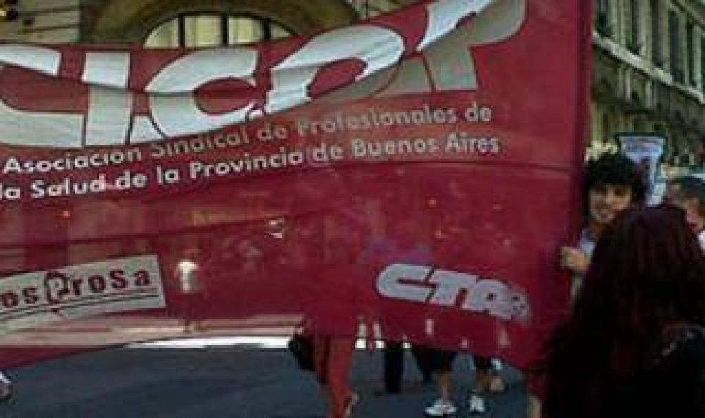 Ensenada: Protesta de Cicop por despido de m�dicos candidatos gremiales