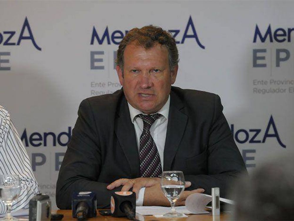 El gobierno dijo que se frenar� el 50% de obra p�blica por el fallo de la Corte
