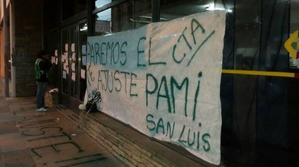 PAMI: huelga de 12 a 14 durante este mi�rcoles y jueves, mientras que el viernes el paro ser� total