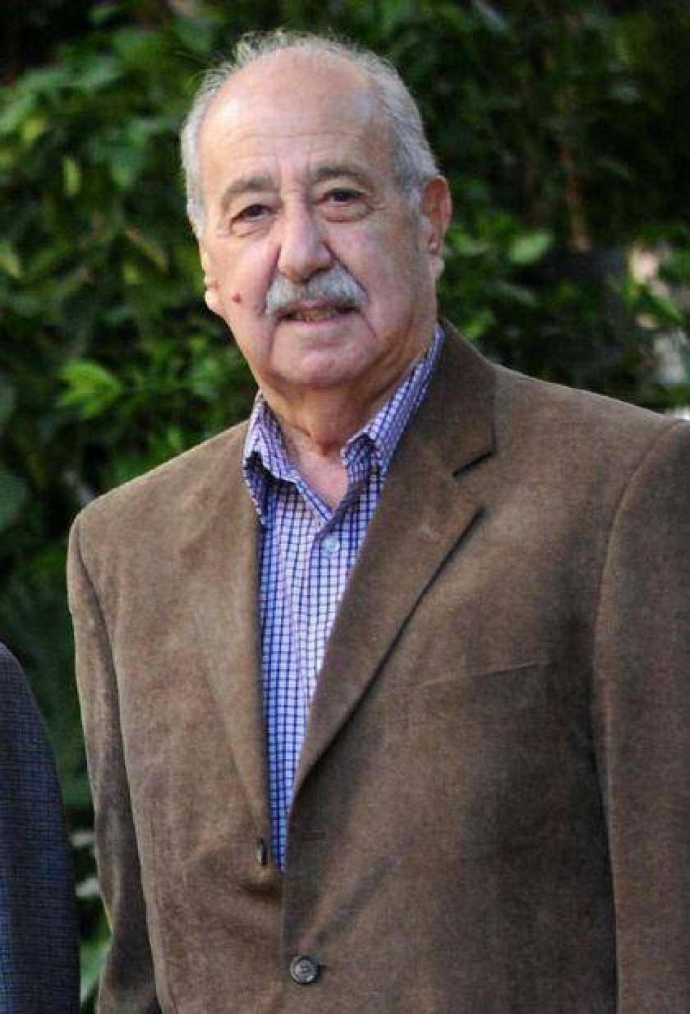 Jos� Chi�falo consigui� el arresto domiciliario