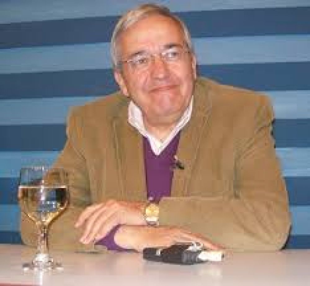 �Me gustar�a debatir con Del Pl�, pero si quiere venir su pap�, que venga� 