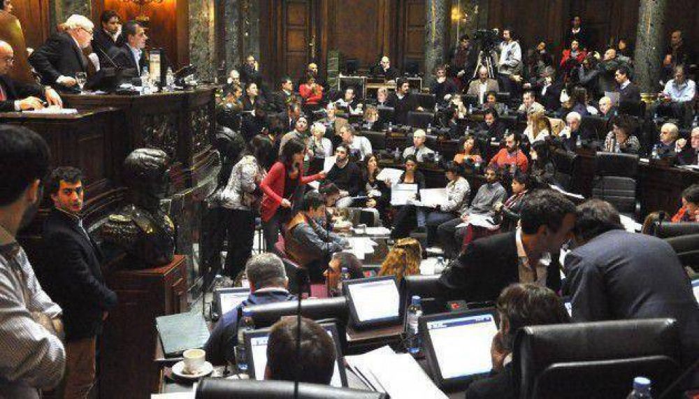 Legislatura: las bicicletas y el combustible, en debate