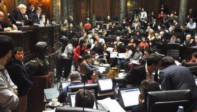 Legislatura: las bicicletas y el combustible, en debate
