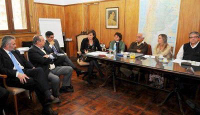 Proyectan acciones conjuntas sobre pesca artesanal