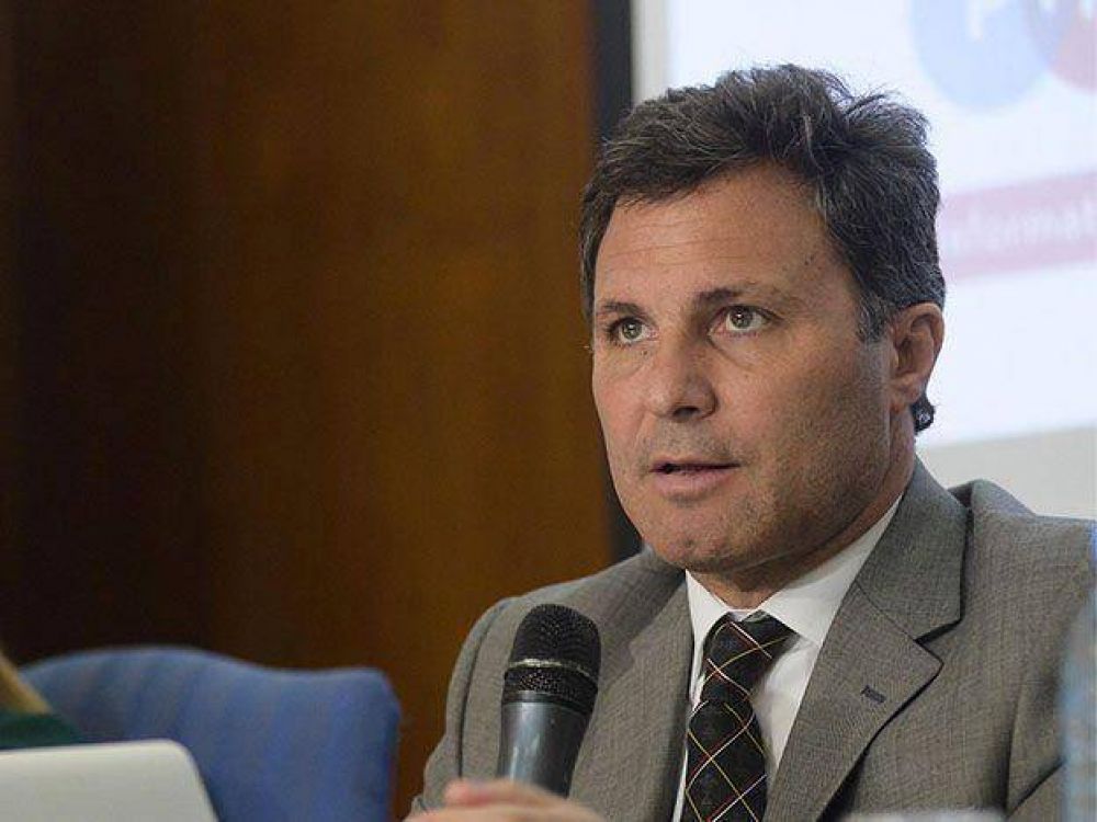 Roby admiti� problemas con proveedores y dijo que 