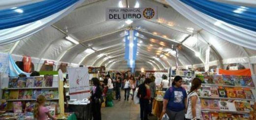 Comienza la 37� edici�n de la Feria Provincial del Libro en Ober�