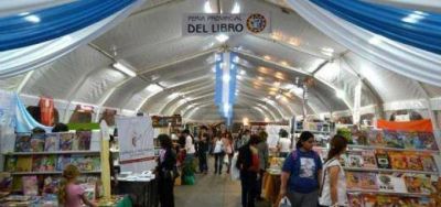 Comienza la 37� edici�n de la Feria Provincial del Libro en Ober�