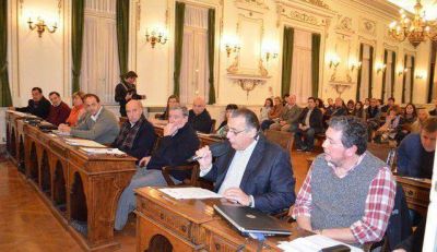 Debate legislativo sobre el estado del refugio canino