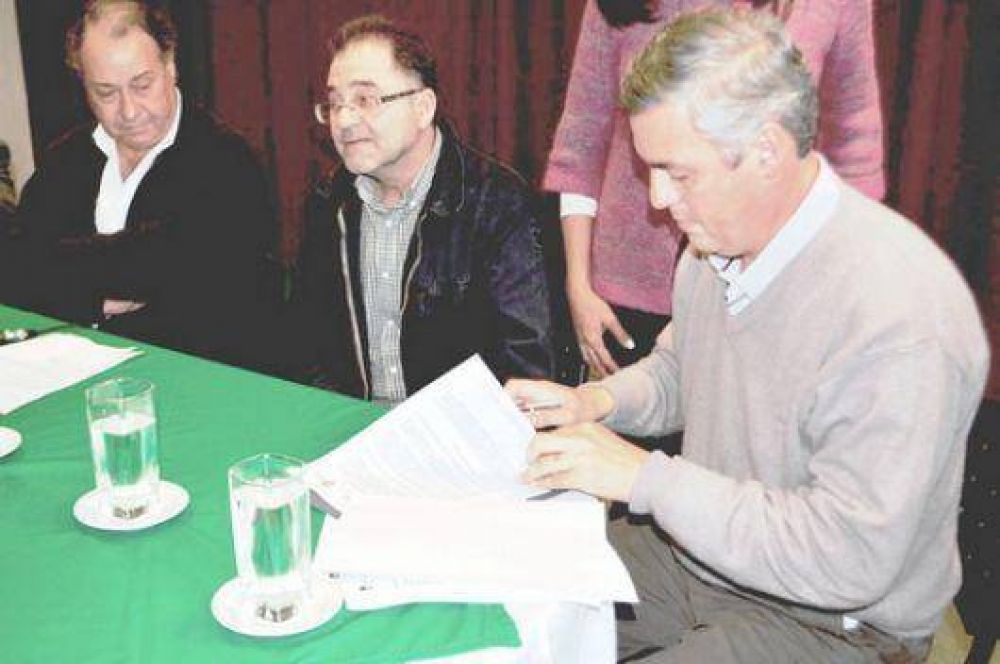Adjudican estudios para los desag�es