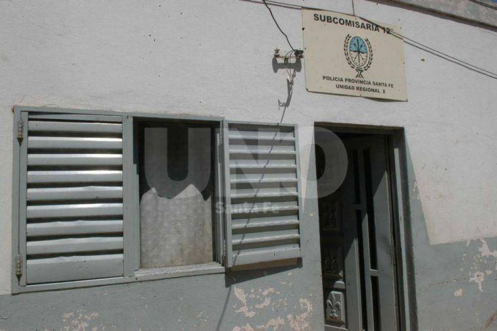 Polic�a alcoholizado amenaz� a compa�eros y lo detuvieron