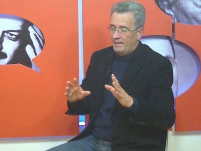 �URTUBEY Y ROMERO SE PELEAN A VECES, Y PARA LA TRIBUNA�