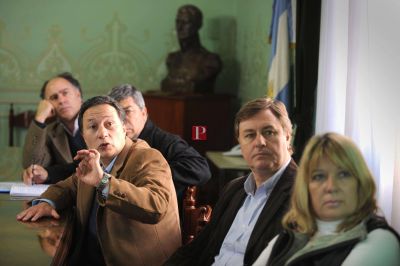 FAUnen vuelve a la carga por el recorte en los comedores escolares de la Provincia 