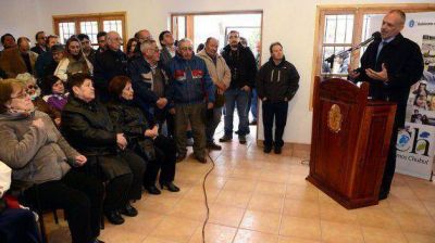 El Gobierno entreg� aportes por m�s de 7 millones a entidades intermedias y sociales de Esquel