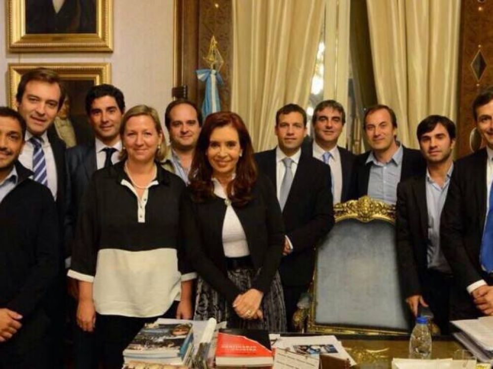 Martini firma en Buenos Aires importantes obras para Bariloche