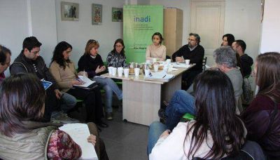 Analizan reinserci�n social de internos del Penal 