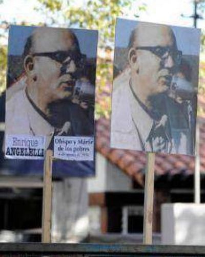 Perpetua y c�rcel com�n para los asesinos de Angelelli