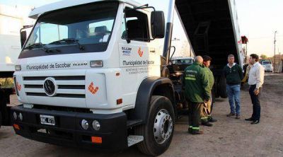 El Municipio adquiri� ocho camiones para trabajos de infraestructura y servicios