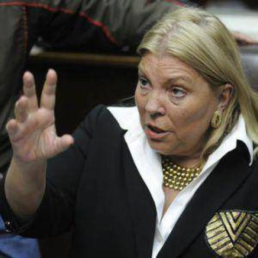 Carri�: �No se embaracen de Massa porque puede nacer otro Kirchner�