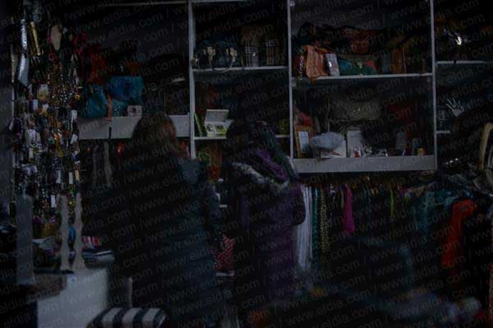 Siguen los cortes de luz y hay fuertes quejas de comerciantes