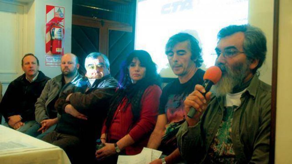 �En Salta por un lado se celebra el gauchaje y por el otro se les quita las tierras�