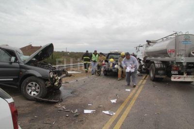 Un fallecido en un triple choque en el km 3 de la ruta 70