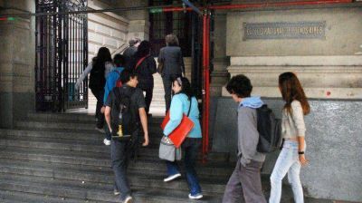 El Colegio Nacional de Buenos Aires, de la excelencia acad�mica a los paros docentes