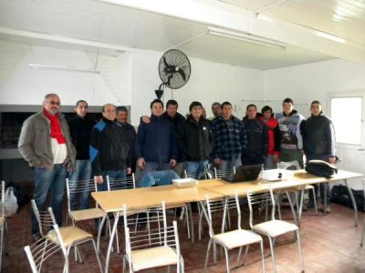 Brindaron charla de Provincia ART para empleados municipales
