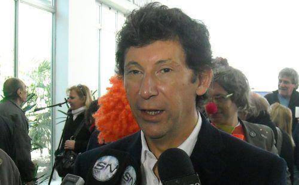 El intendente de San Isidro, Gustavo Posse, consider� hoy que la resoluci�n del Gobierno bonarense por la cual se cre� la polic�a municipal 
