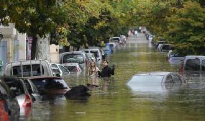 Inundaci�n de La Plata: Massismo impulsa el juicio pol�tico a Scioli