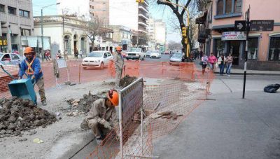 Capital: cambiar�n m�s de 10 kil�metros de ca�er�as de las redes de agua en el micro y macrocentro