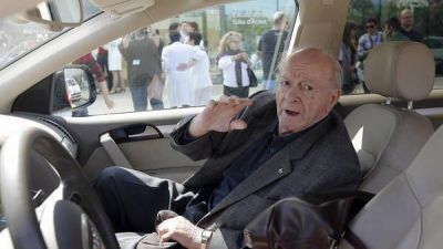 Di St�fano, en coma tras sufrir un paro card�aco