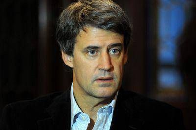 Alfonso Prat Gay repas� la agenda econ�mica con LA CAPITAL