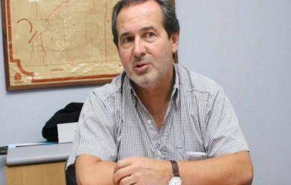 Afirman que se requerir� inversi�n privada para hacer la playa de estacionamiento de camiones