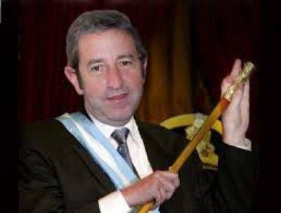 Cobos y Juli�n Dom�nguez preparan sus visitas a Corrientes