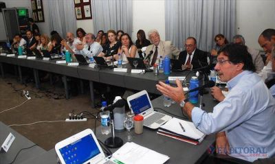 Por la Escuela Secundaria, ministros de Educaci�n del NEA estar�n con Sileoni