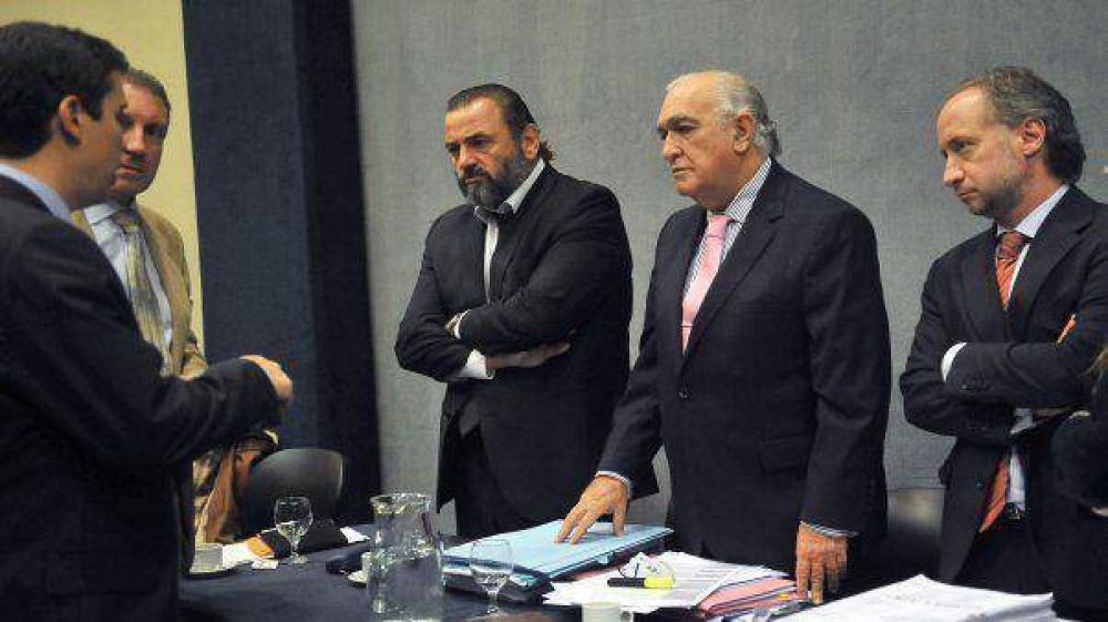 El tribunal que enjuicia a Campagnoli definir este lunes el futuro del jury contra el fiscal